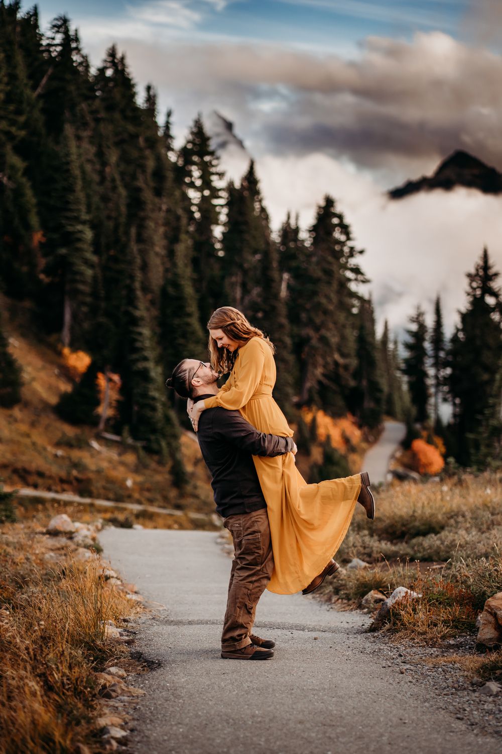mount rainier family portrait session by wander and wild photography