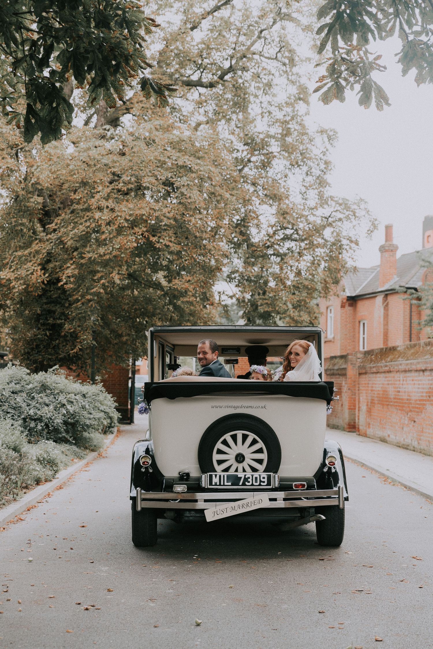 wedding photographer in basildon, langtons registry office, langtons house hornchurch wedding photography, wedding photo