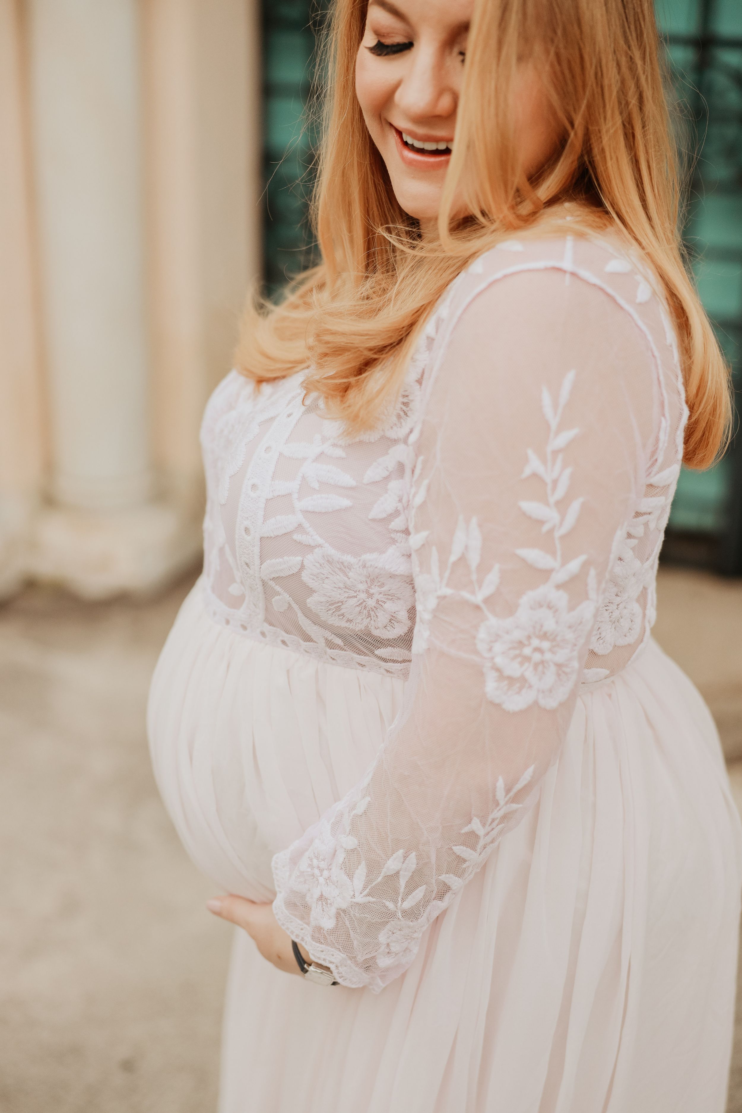 CADY LIFESTYLE MATERNITY PORTRAIT SESSION ON WORTH AVE ON PALM BEACH
