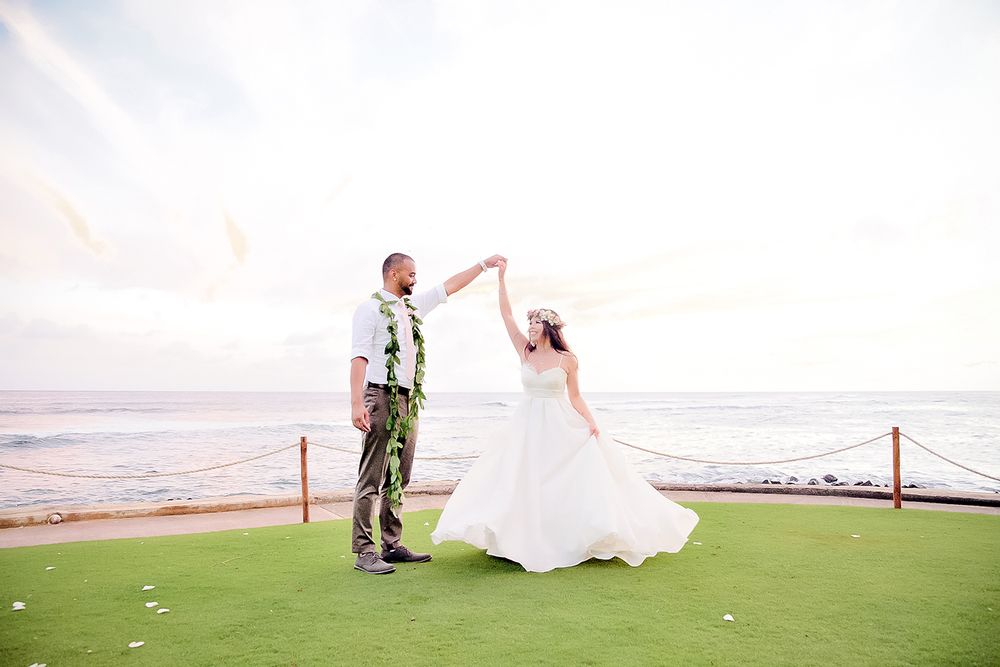 kauai hawaii beach house destination adventure wedding