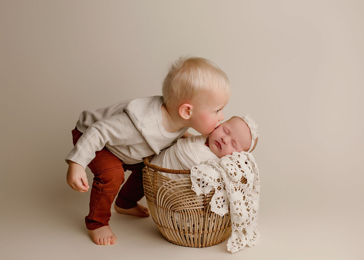 sibling photos during Moreno Valley CA newborn photoshoot