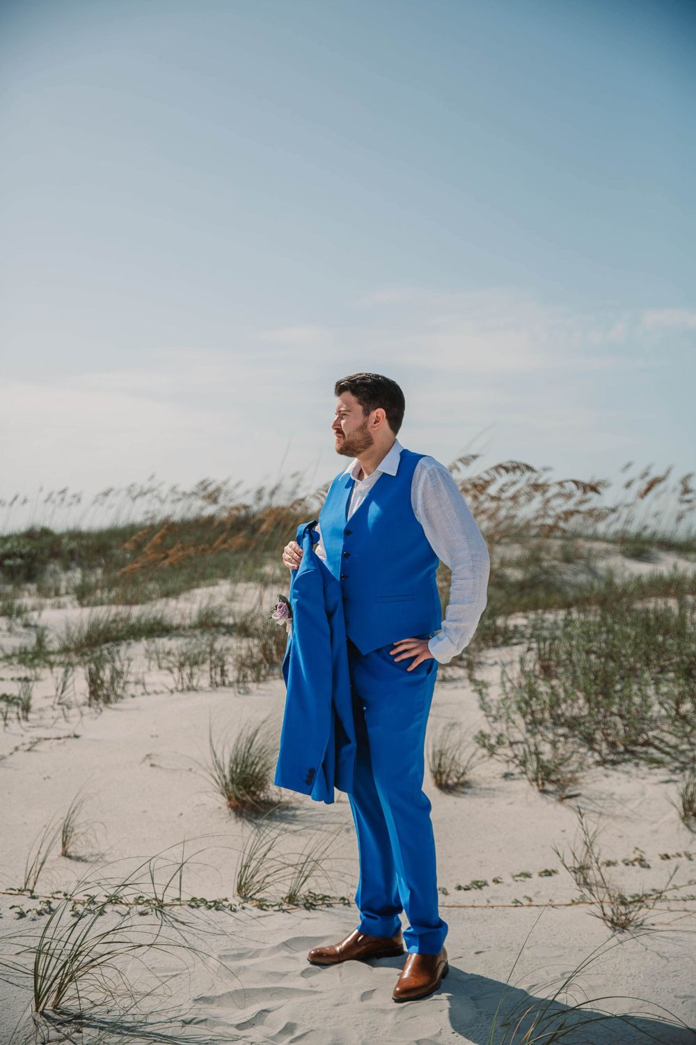 wilmington north carolina photographer beach photography golden hour lifestyle wedding photographer groom portraits