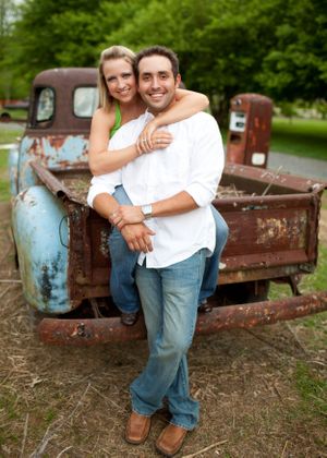 Engagement Photographer SWVA Abingdon Tri-Cities