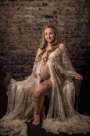 maternity session with lhandmade lace gown