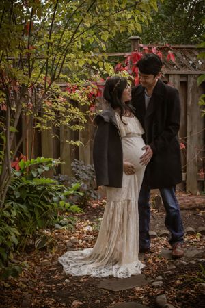 outdoor maternity session