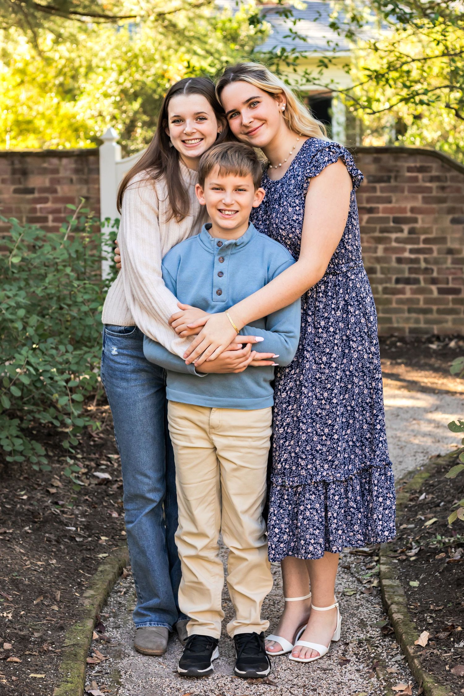 Charlottesville family, newborn, senior, baby, and maternity photographer.