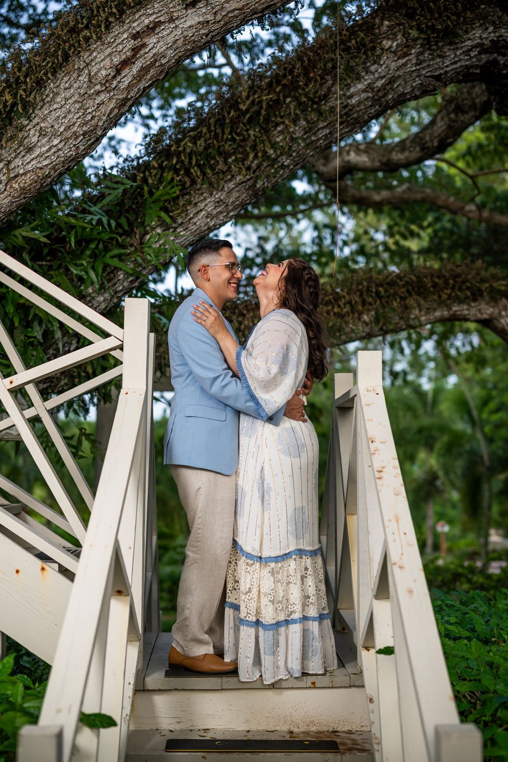 Love Story en Hacienda Don Carmelo: Sesión de Pareja Natural y Auténtica en  Puerto Rico - Daniel Pagan Photography, image size:1000x1500