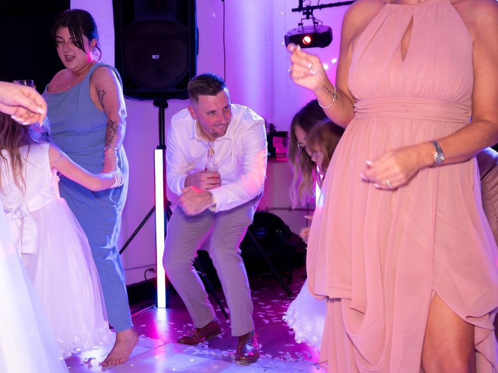 wedding photographer
nottingham photographer
derby photographer
dog photographer
equine photographer