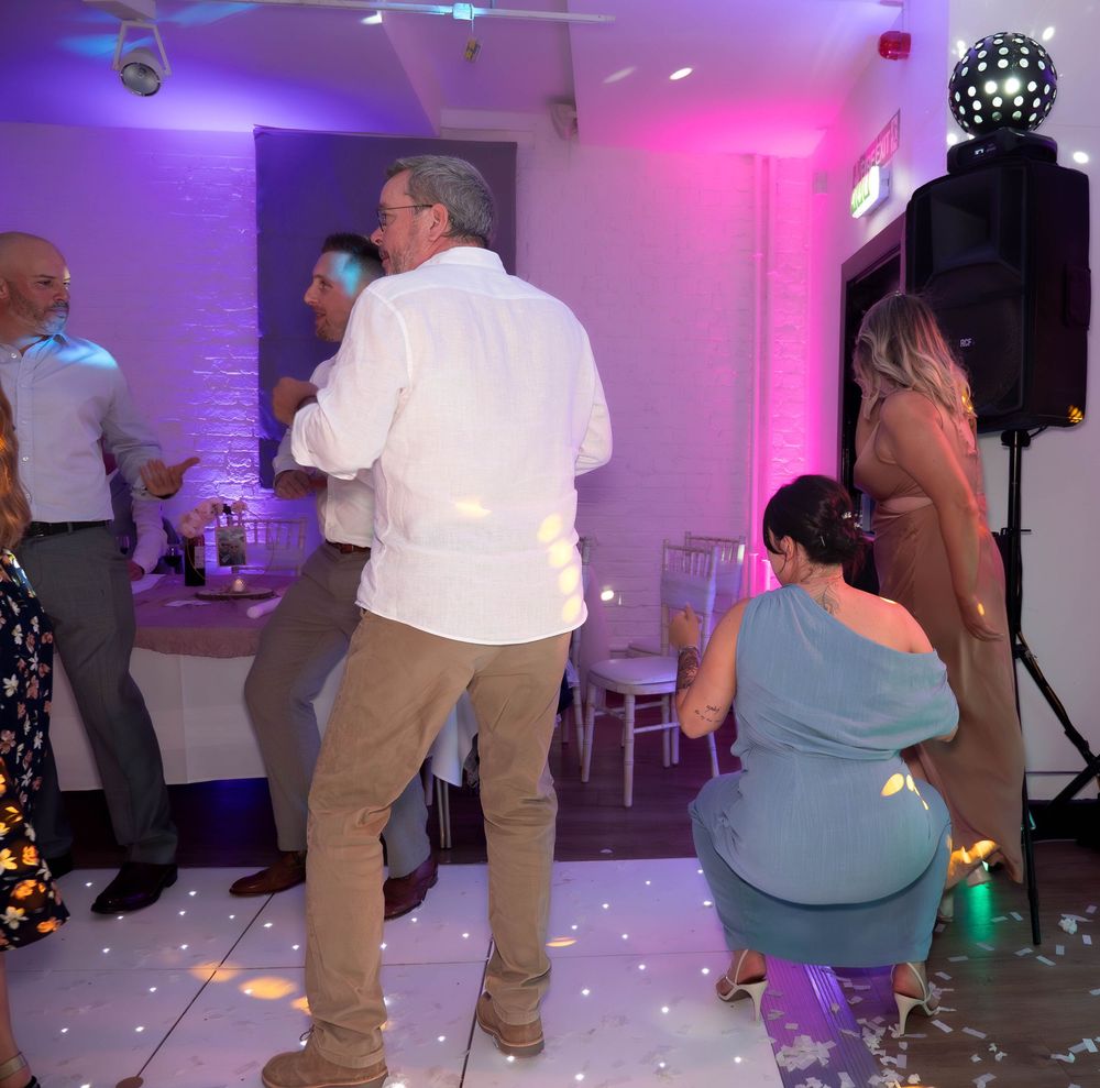 wedding photographer
nottingham photographer
derby photographer
dog photographer
equine photographer