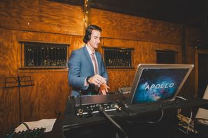 DJ Apollo, A DMV Wedding DJ