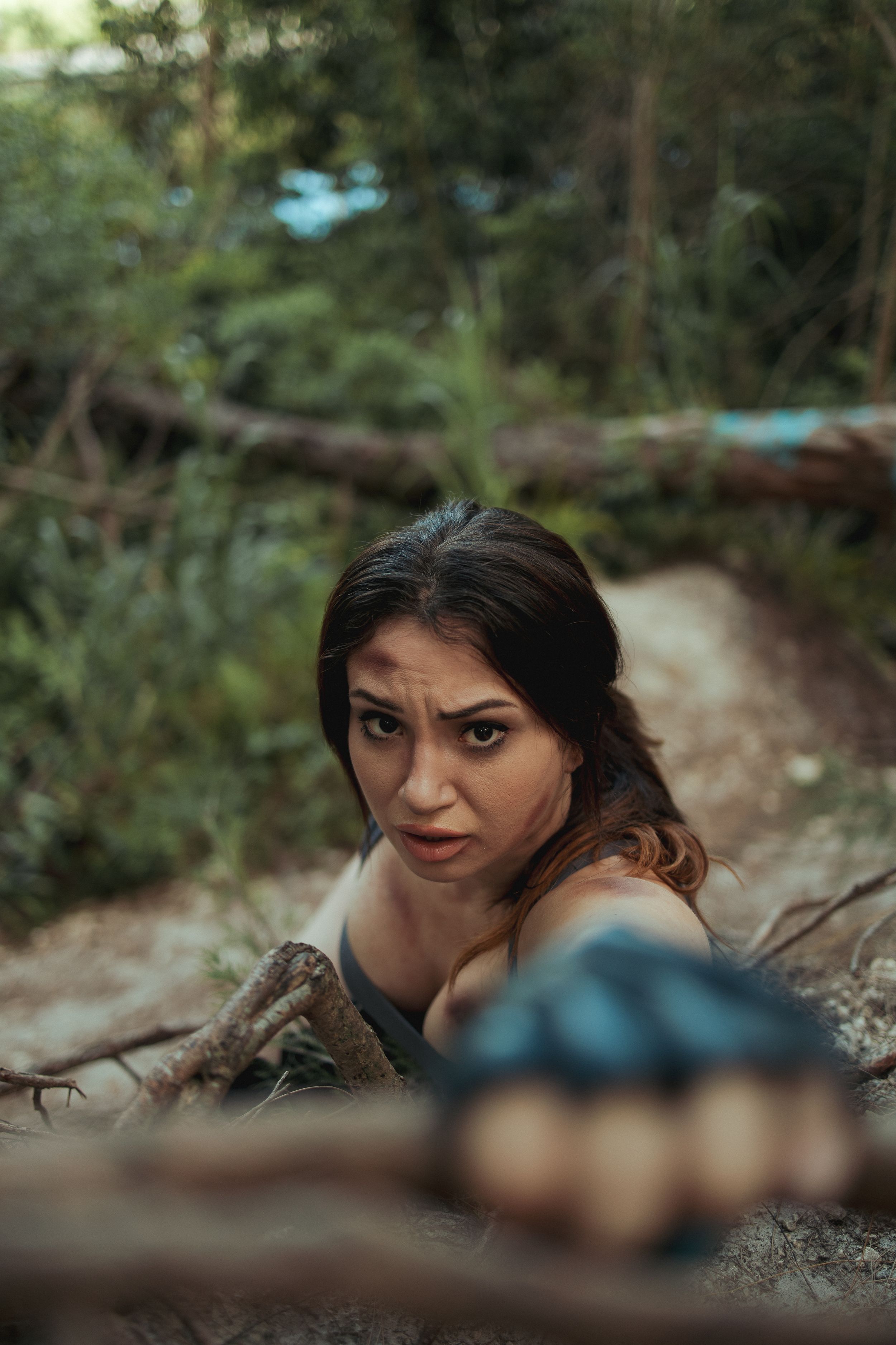 Close-up cinematic cosplay portrait in South Florida – Mannyportraits photography for creatives and rising talent.