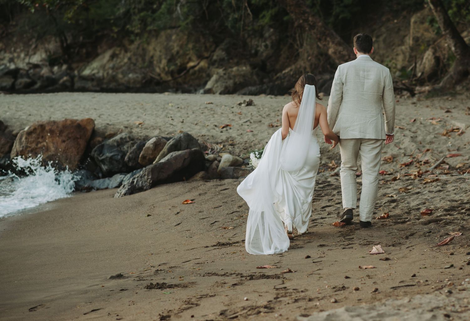 St Lucia wedding photographer captures Destination wedding at Cosmos in Soufriere St Lucia
