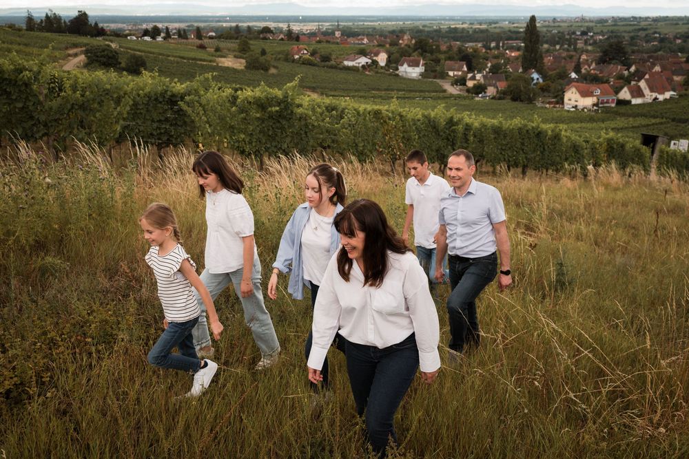 Séance photo famille en extérieur près de Sélestat dans le Bas-Rhin