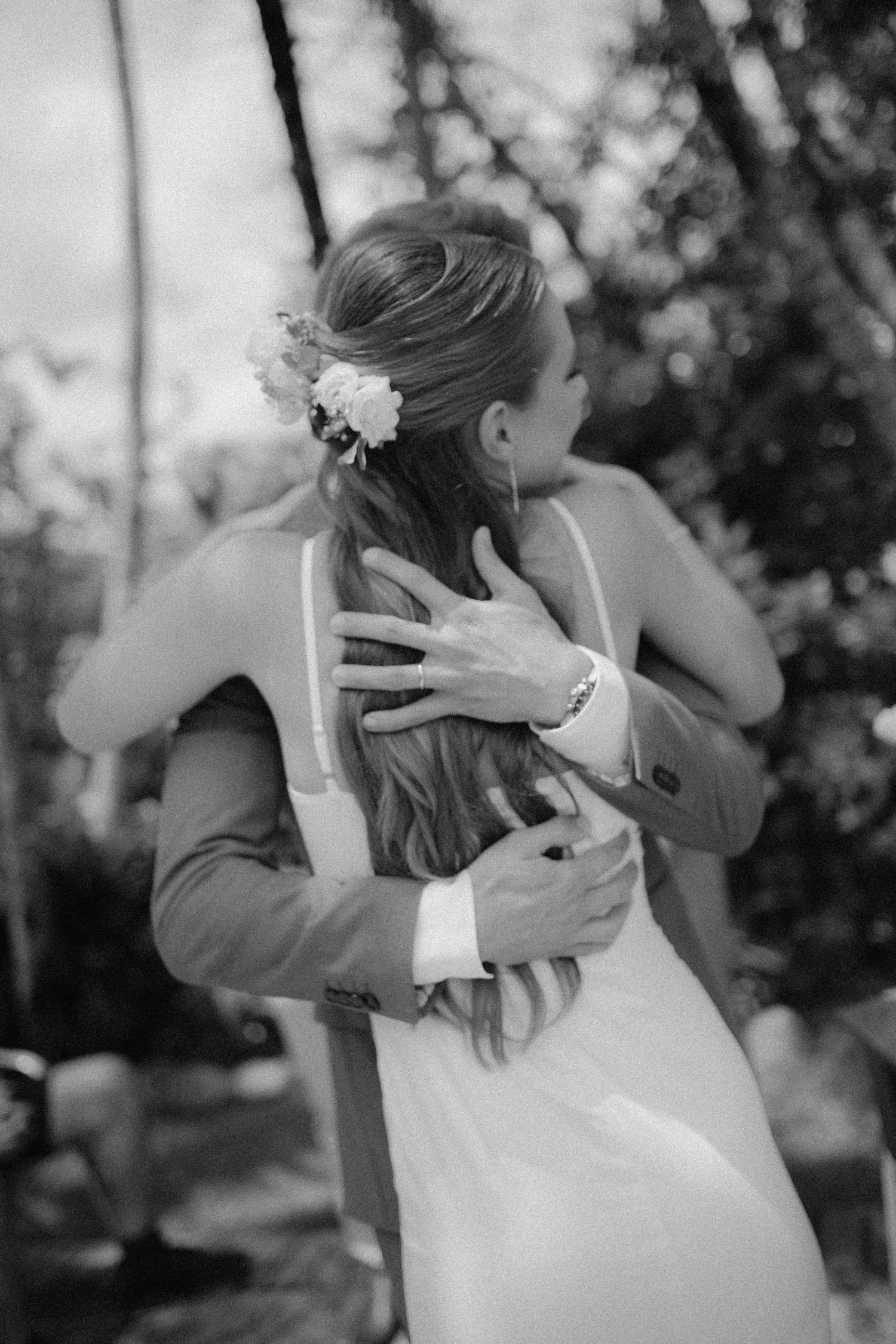 Casamento civil intimista no campo