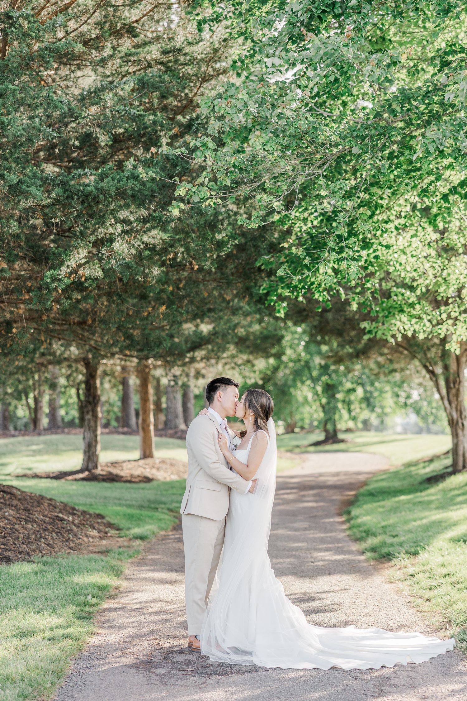 Dominion valley country club wedding pictures