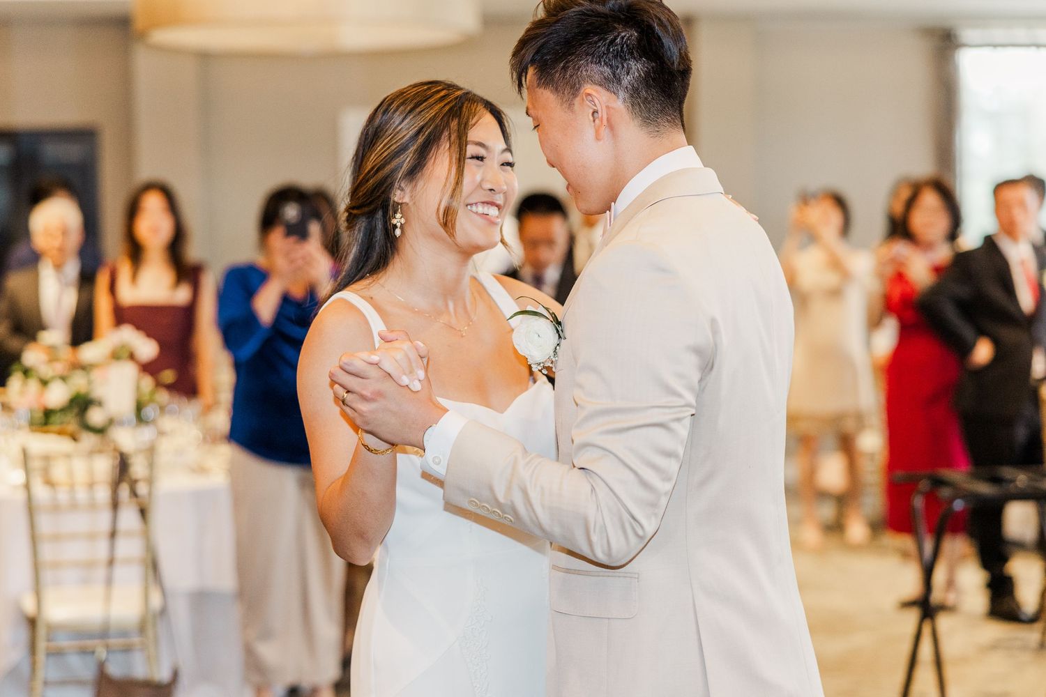 Dominion valley country club wedding pictures