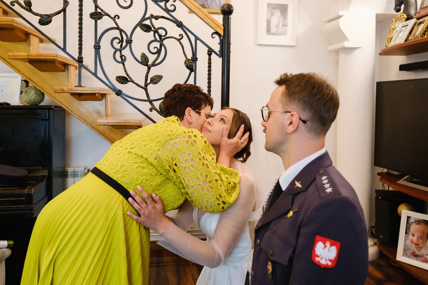 Błogosławieństwo przez rodziców przed ślubem.