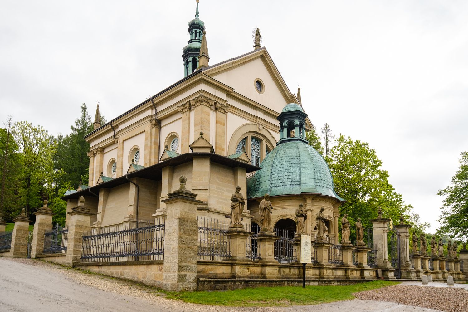 Kościół Wniebowzięcia NMP w Brodach