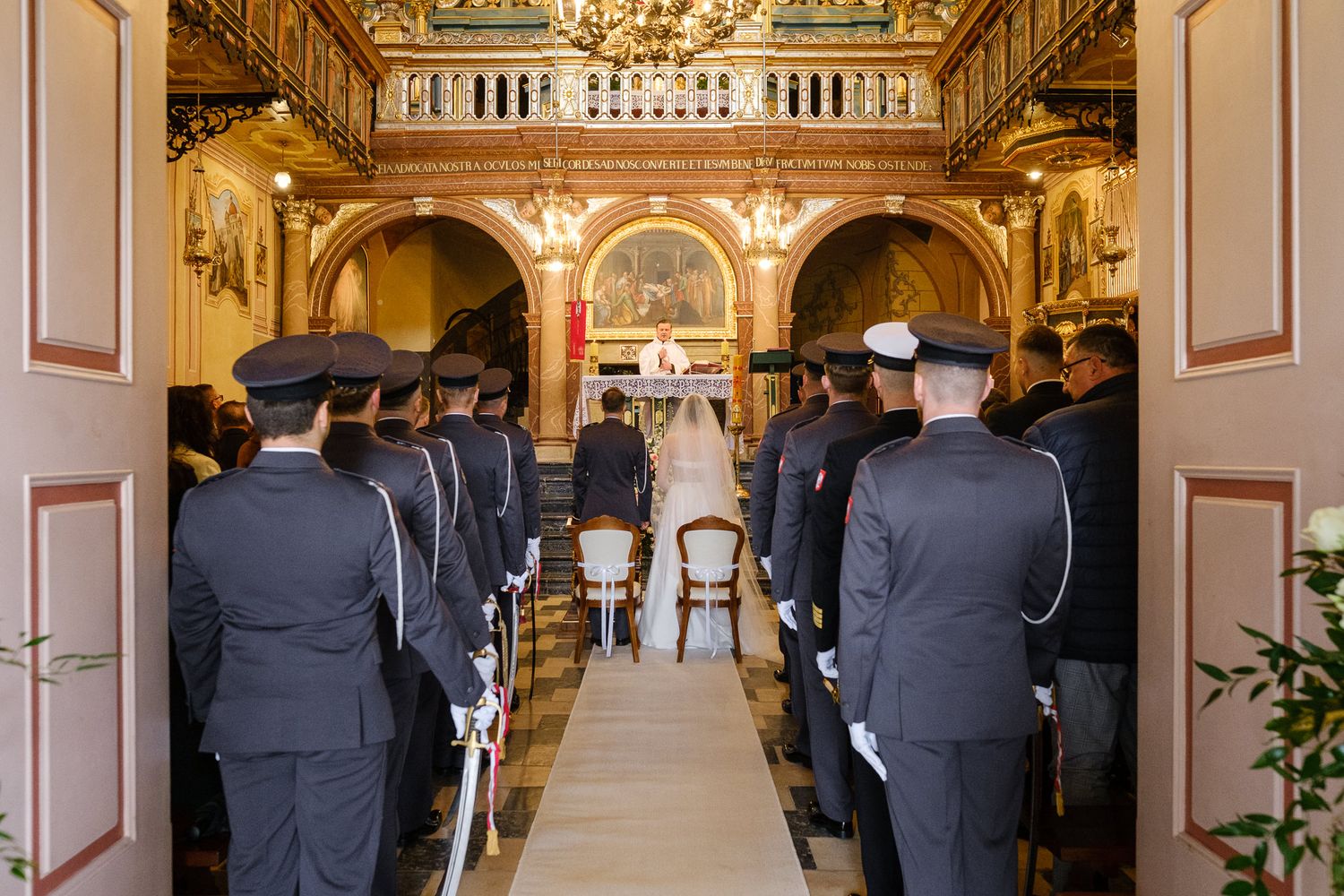 Ślub w Kościele Wniebowzięcia NMP w Brodach
