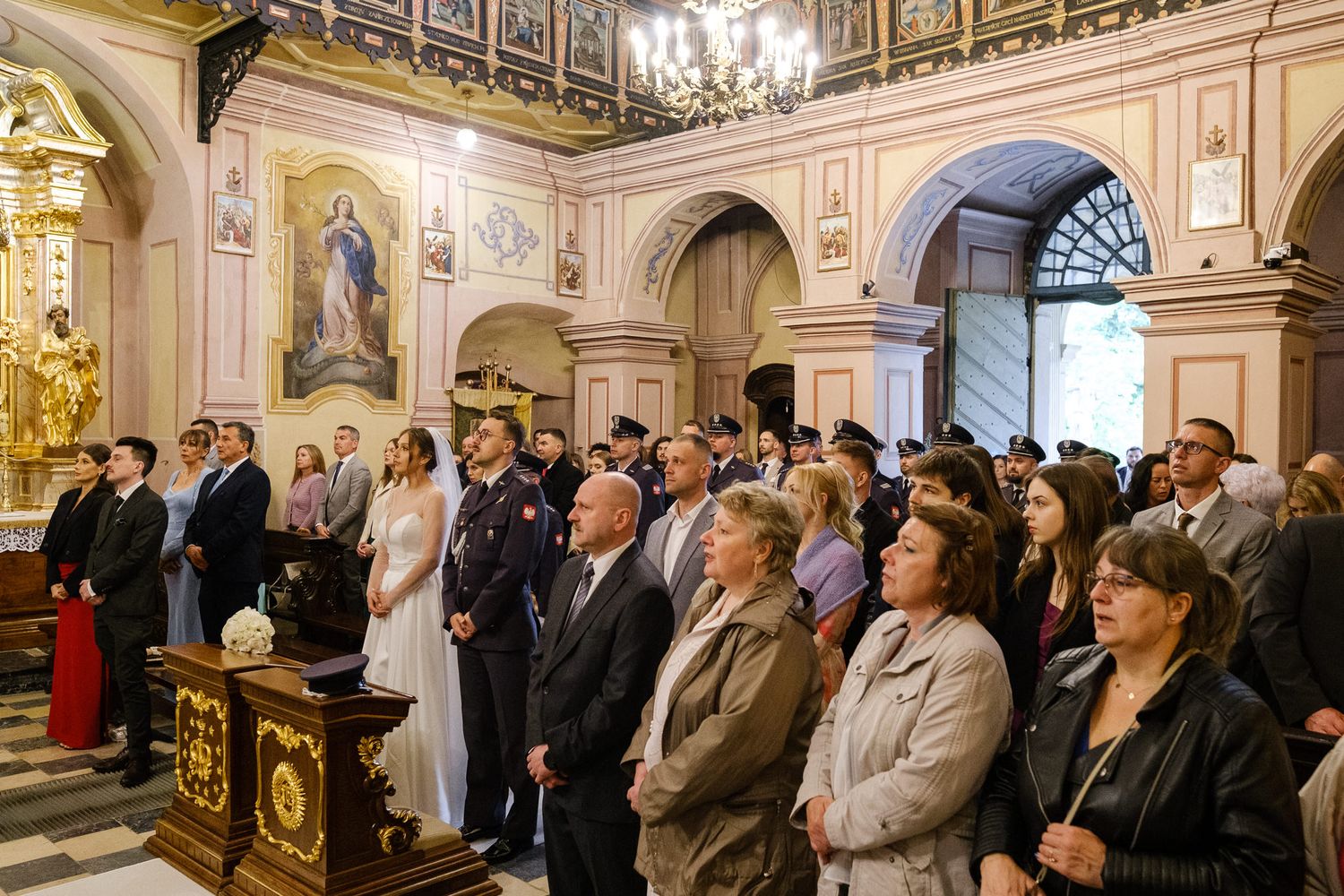 Ślub w Kościele Wniebowzięcia NMP w Brodach