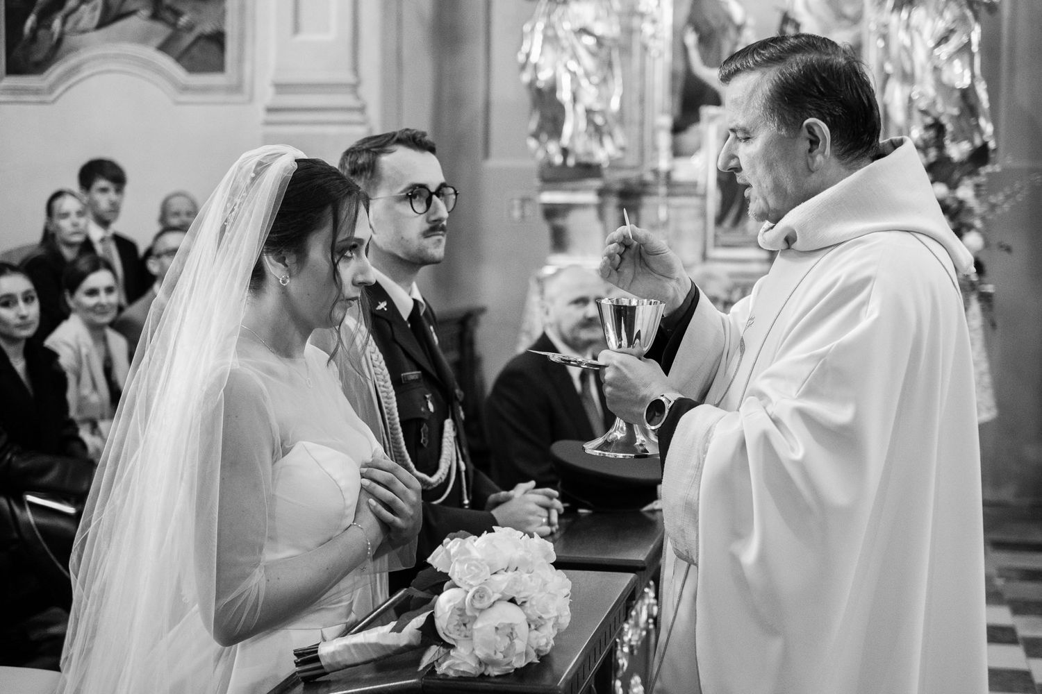 Uroczystość ślubna w Kościele Wniebowzięcia NMP w Brodach