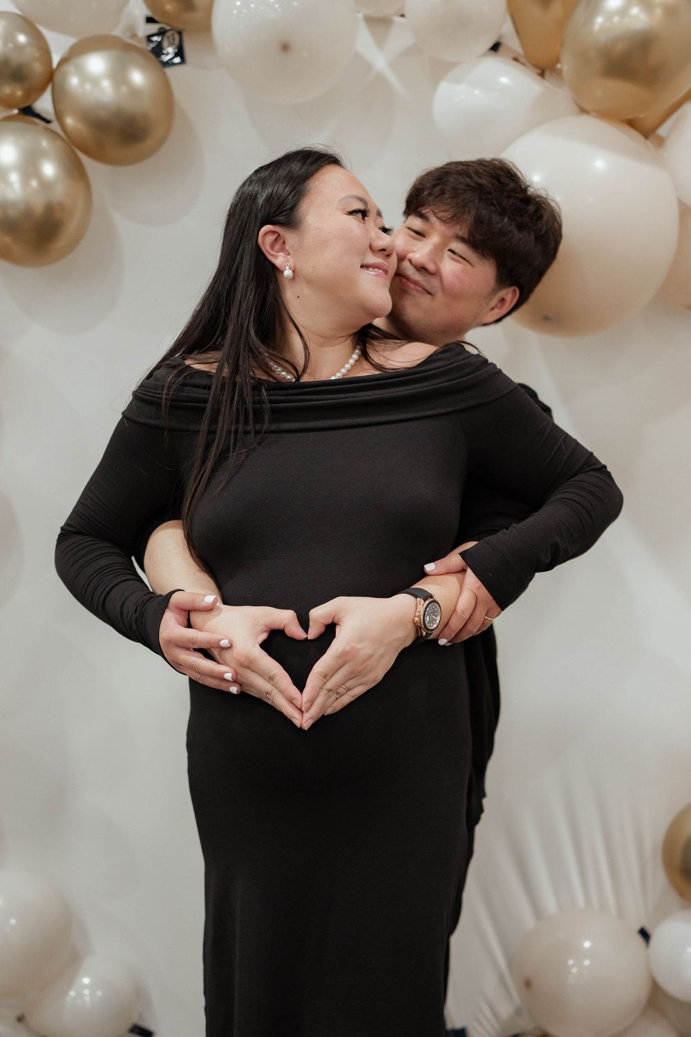 GTA-based photographer specializing in weddings, events, and real, meaningful moments.