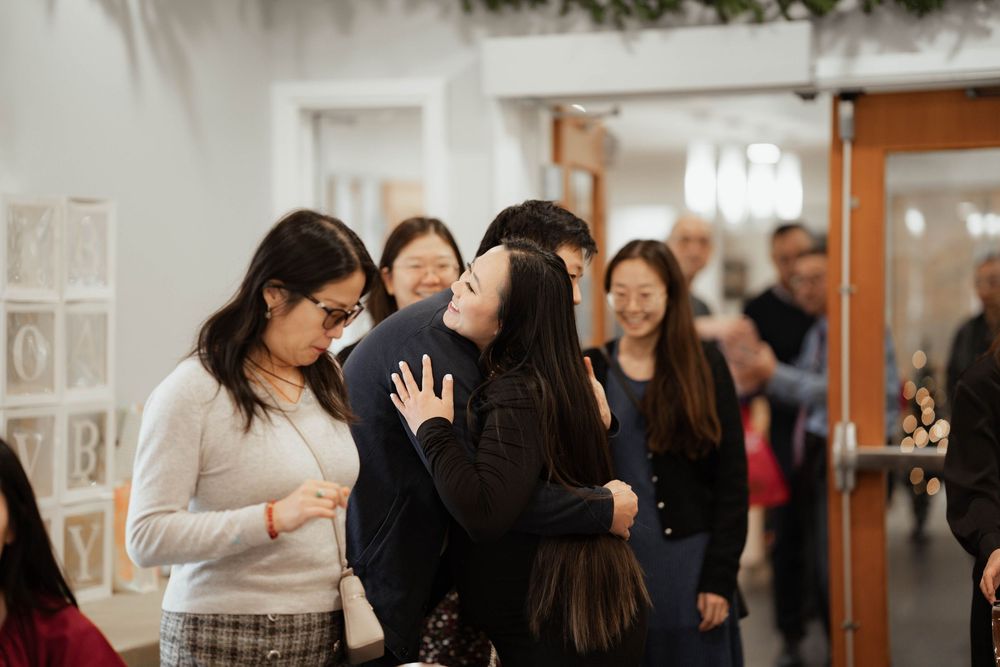 GTA-based photographer specializing in weddings, events, and real, meaningful moments.
