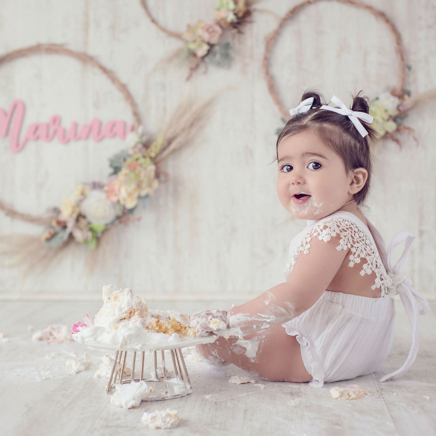 Sesión Fotográfica Primer Cumple, Smash the Cake. Momentos espontáneos, Estudio fotográfico con luz natural en Reñaca.