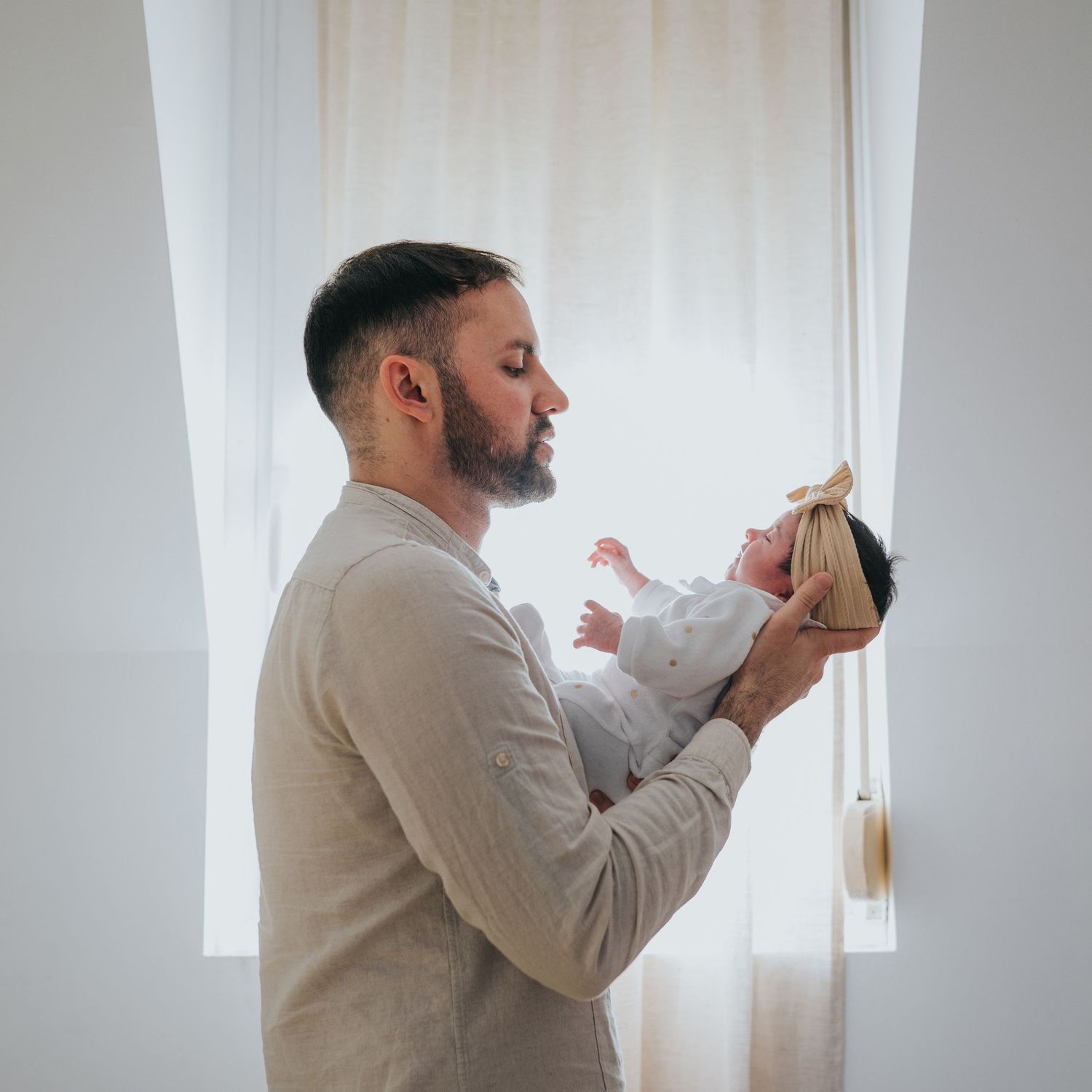 Sesión Fotográfica Bebés, Niños, Familia, Embarazo. Momentos espontáneos, luz natural. Estudio en Reñaca. Recién Nacido Santiago, Viña