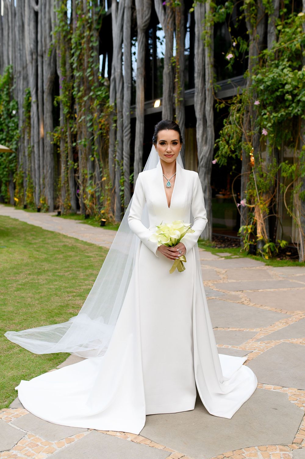 Noiva elegante no Rosewood São Paulo