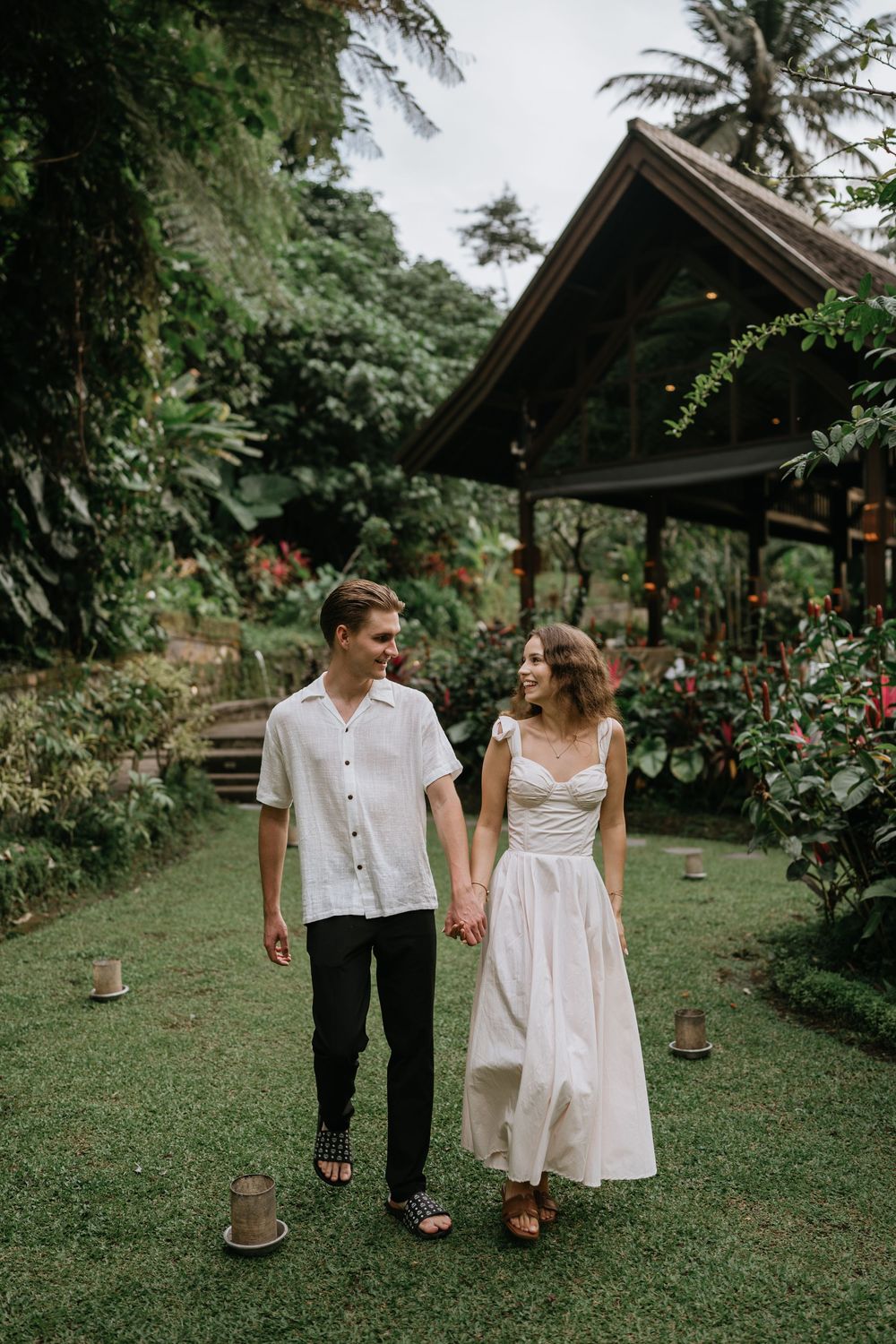 Engagement couple photoshoot at Samaya Ubud Bali surrounded by lush jungle