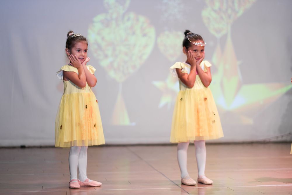 school dance performance photographer