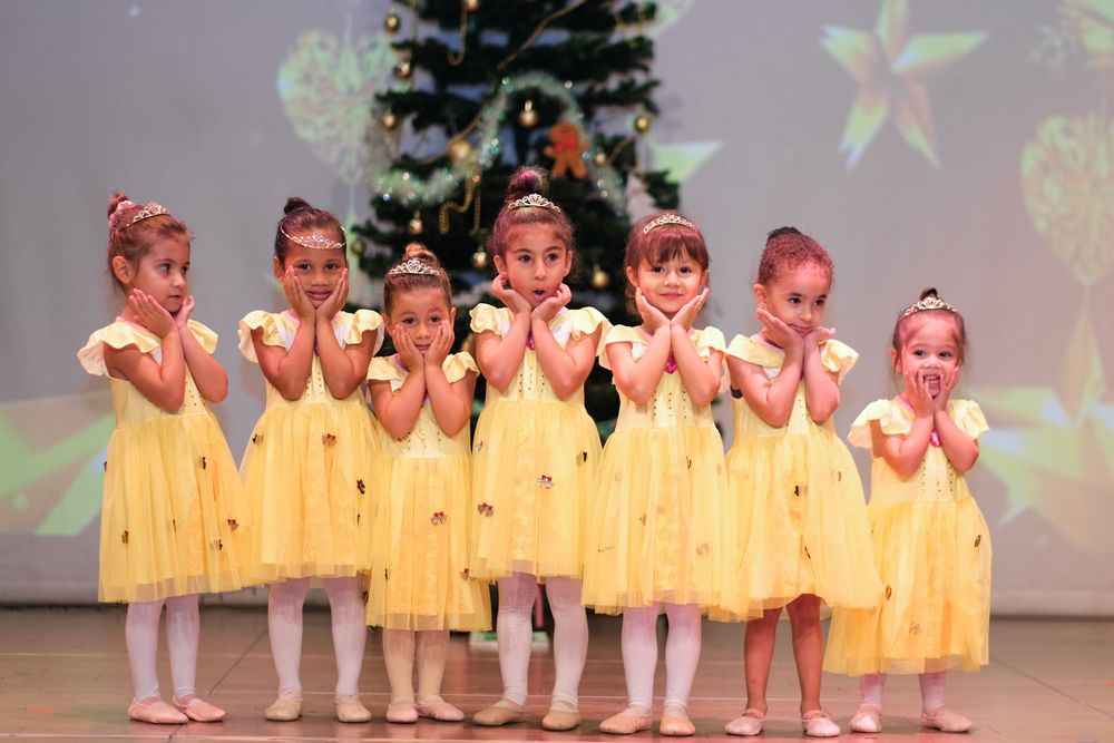 school dance performance photographer