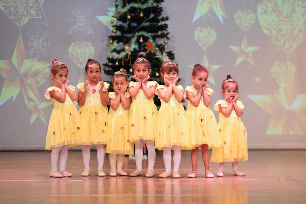 school dance performance photographer