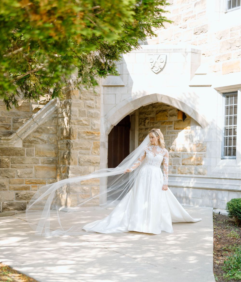 DETROIT PHOTOGRAPHER DETROIT WEDDING PHOTOGRAPHER LUXURY MICHIGAN PHOTOGRAPHER TOLEDO WEDDING PHOTOGRAPHER LUXURY TOLED WEDDING PHOTOGRAPHER
