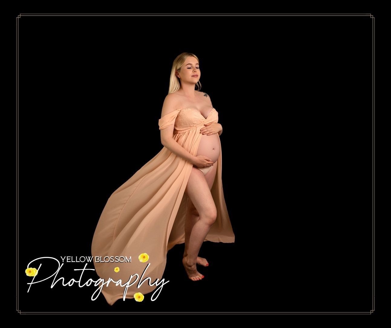Maternity photoshoot in Haverhill Suffolk – Yellow Blossom Photography