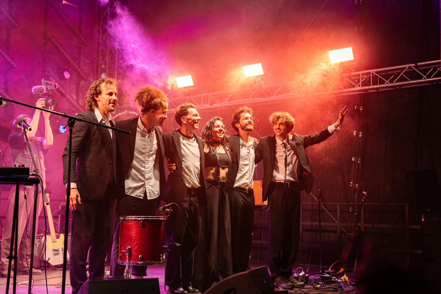 Koncerts - Kaut Kaili - Laika suns - DZEGUŽKALNS, fotogrāfe - Kitija Zaka