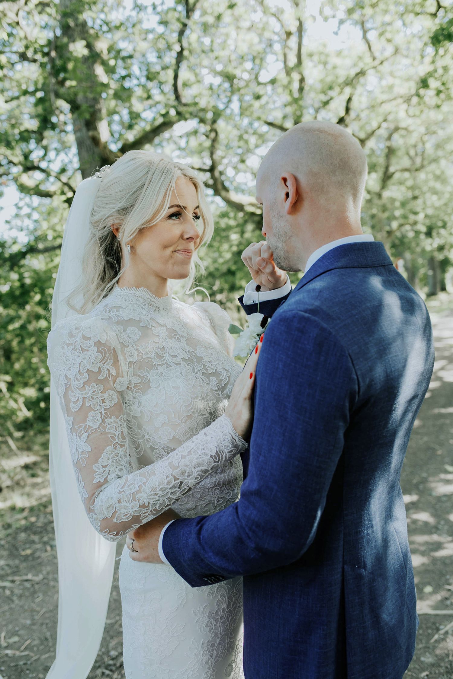 Bröllop på Dömle Herrgård. Sommarbröllop Louise och Viktor. bröllopsfotograf Rebecca Nordin, Karlstad.