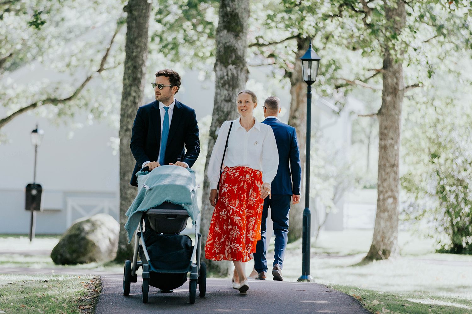 Bröllop på Dömle Herrgård. Sommarbröllop Louise och Viktor. Fotograf Rebecca Nordin, Karlstad.