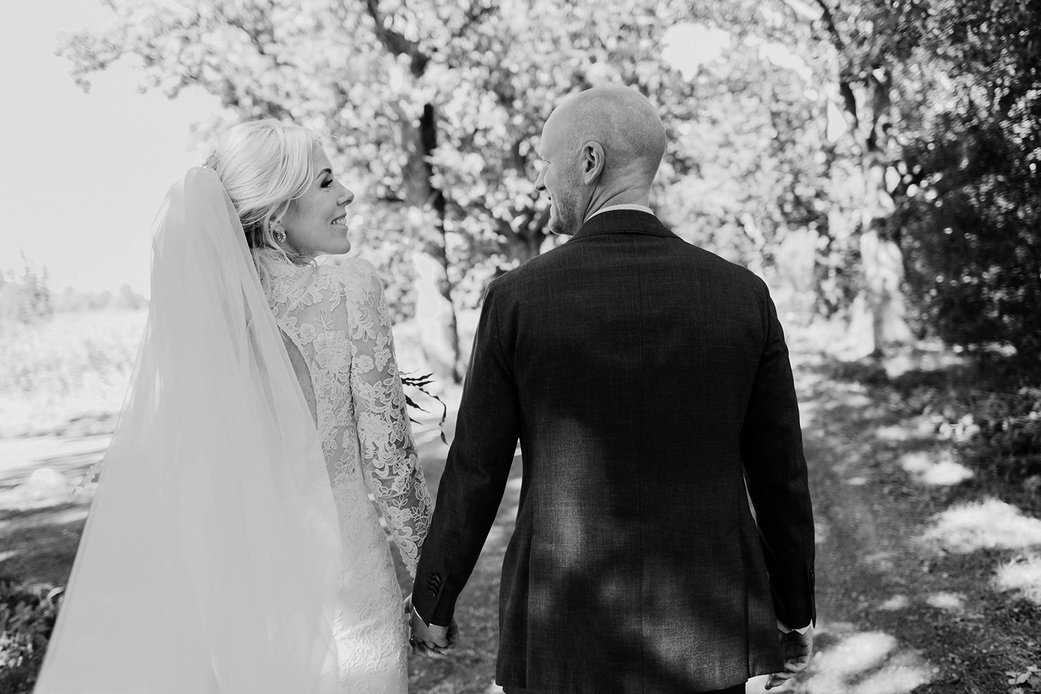 Bröllop på Dömle Herrgård. Sommarbröllop Louise och Viktor. bröllopsfotograf Rebecca Nordin, Karlstad.