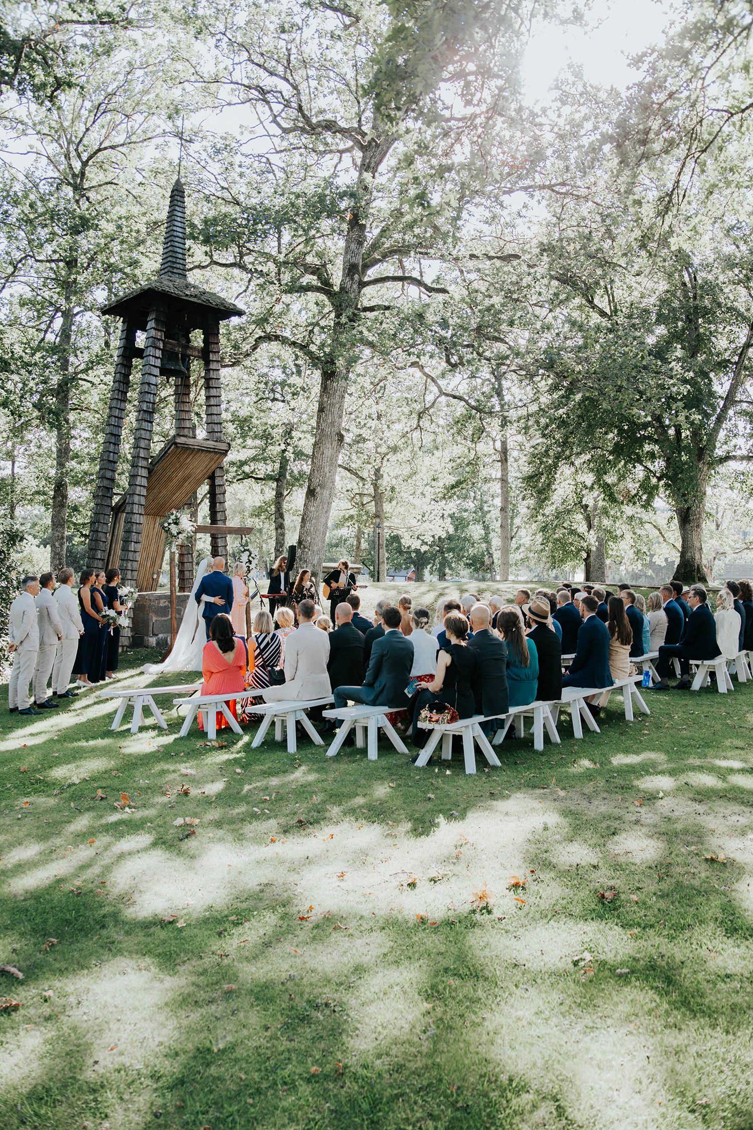 Bröllop på Dömle Herrgård. Sommarbröllop Louise och Viktor. Fotograf Rebecca Nordin, Karlstad.