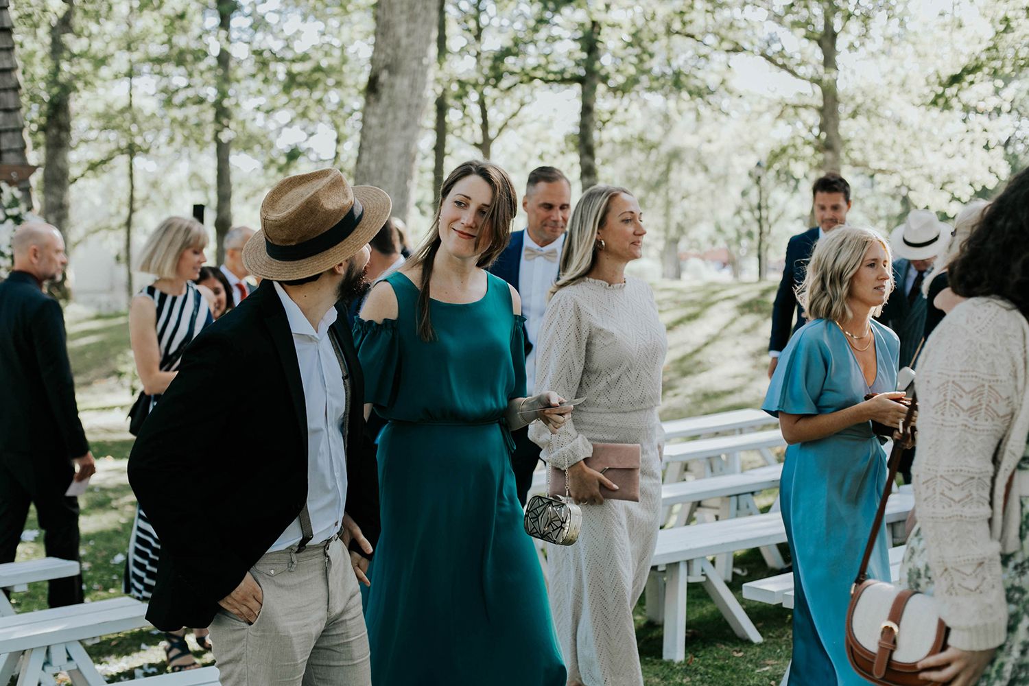 Bröllop på Dömle Herrgård. Sommarbröllop Louise och Viktor. Fotograf Rebecca Nordin, Karlstad.