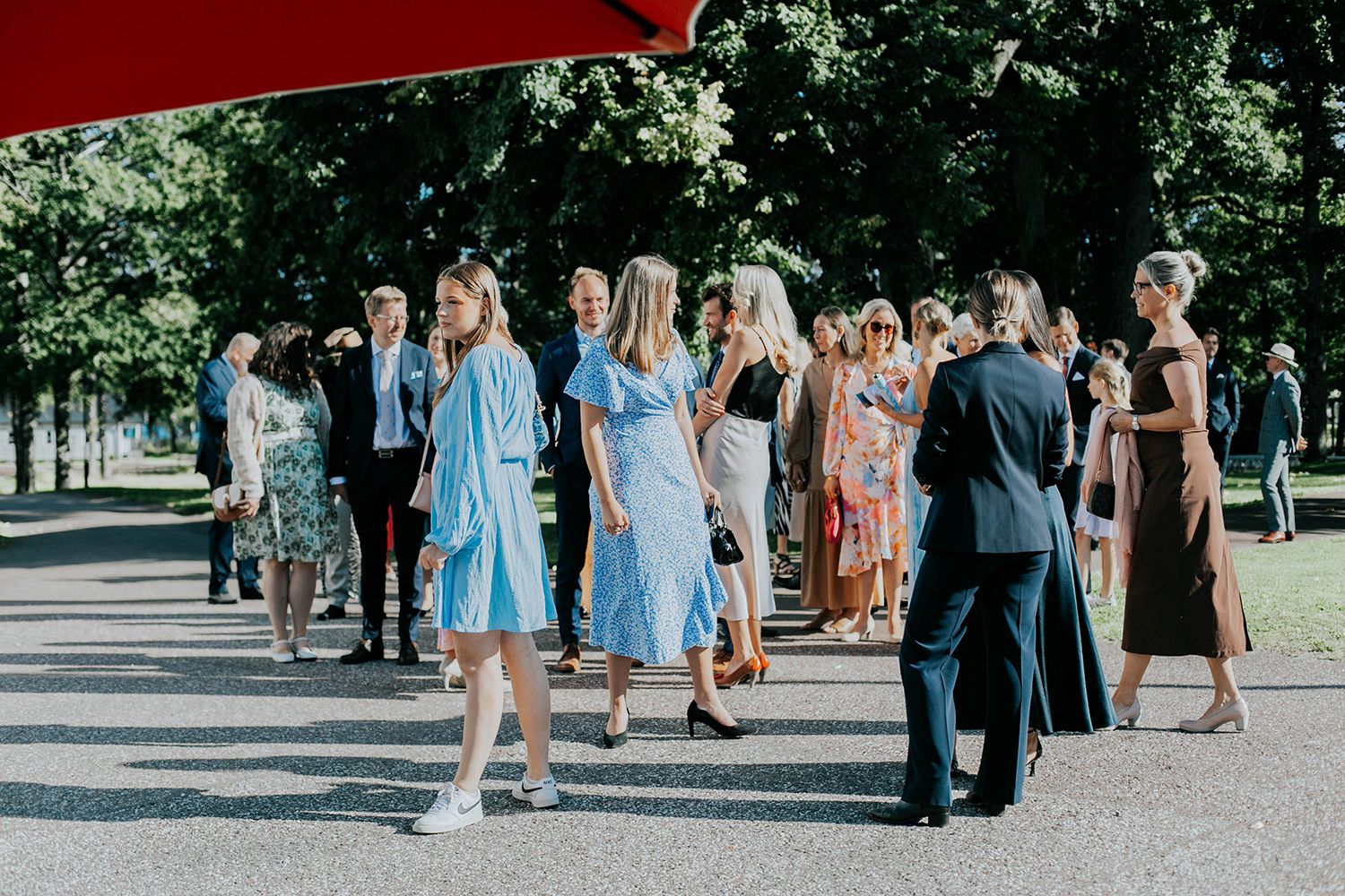Bröllop på Dömle Herrgård. Sommarbröllop Louise och Viktor. Fotograf Rebecca Nordin, Karlstad.