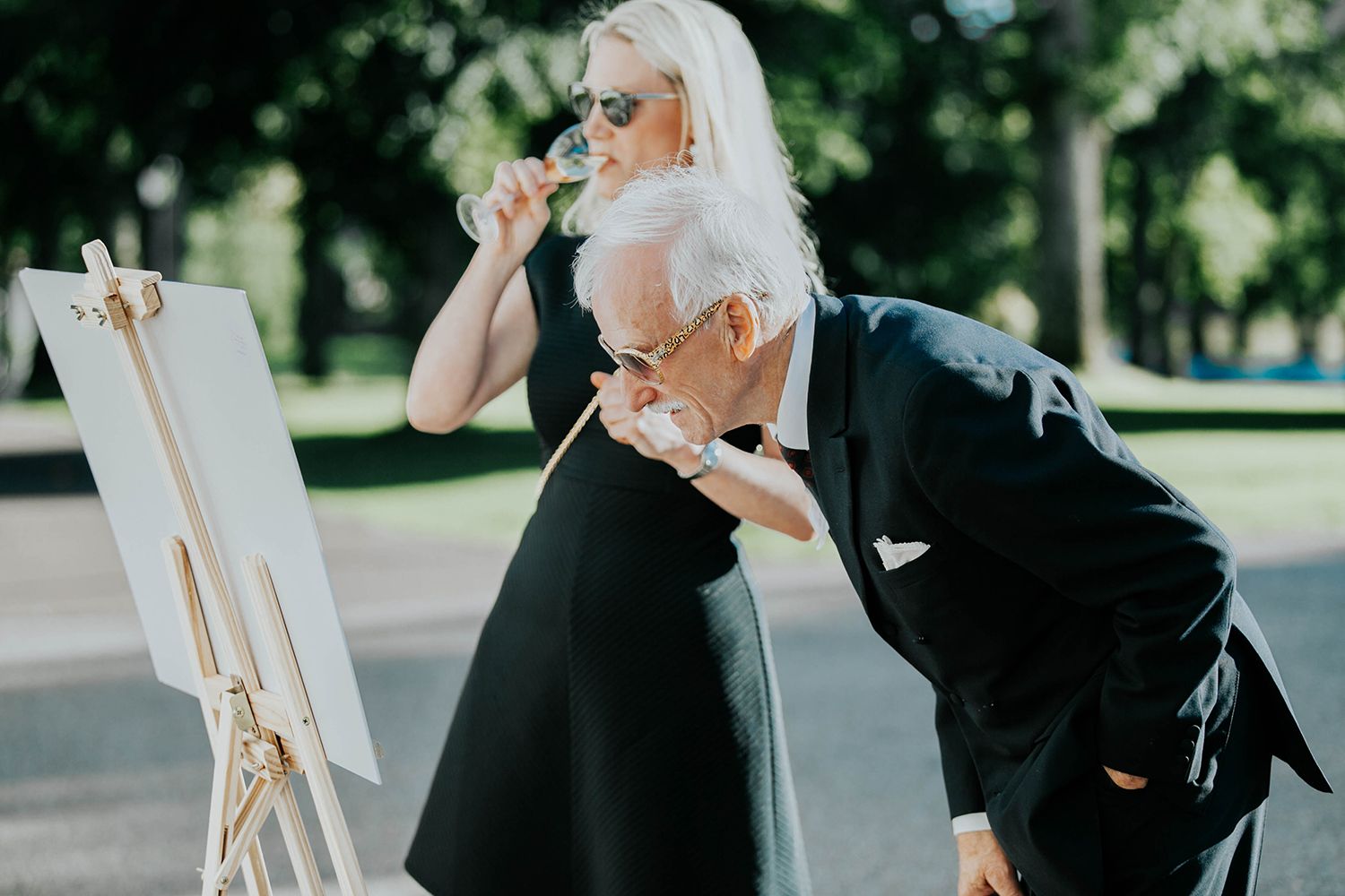 Bröllop på Dömle Herrgård. Sommarbröllop Louise och Viktor. Fotograf Rebecca Nordin, Karlstad.