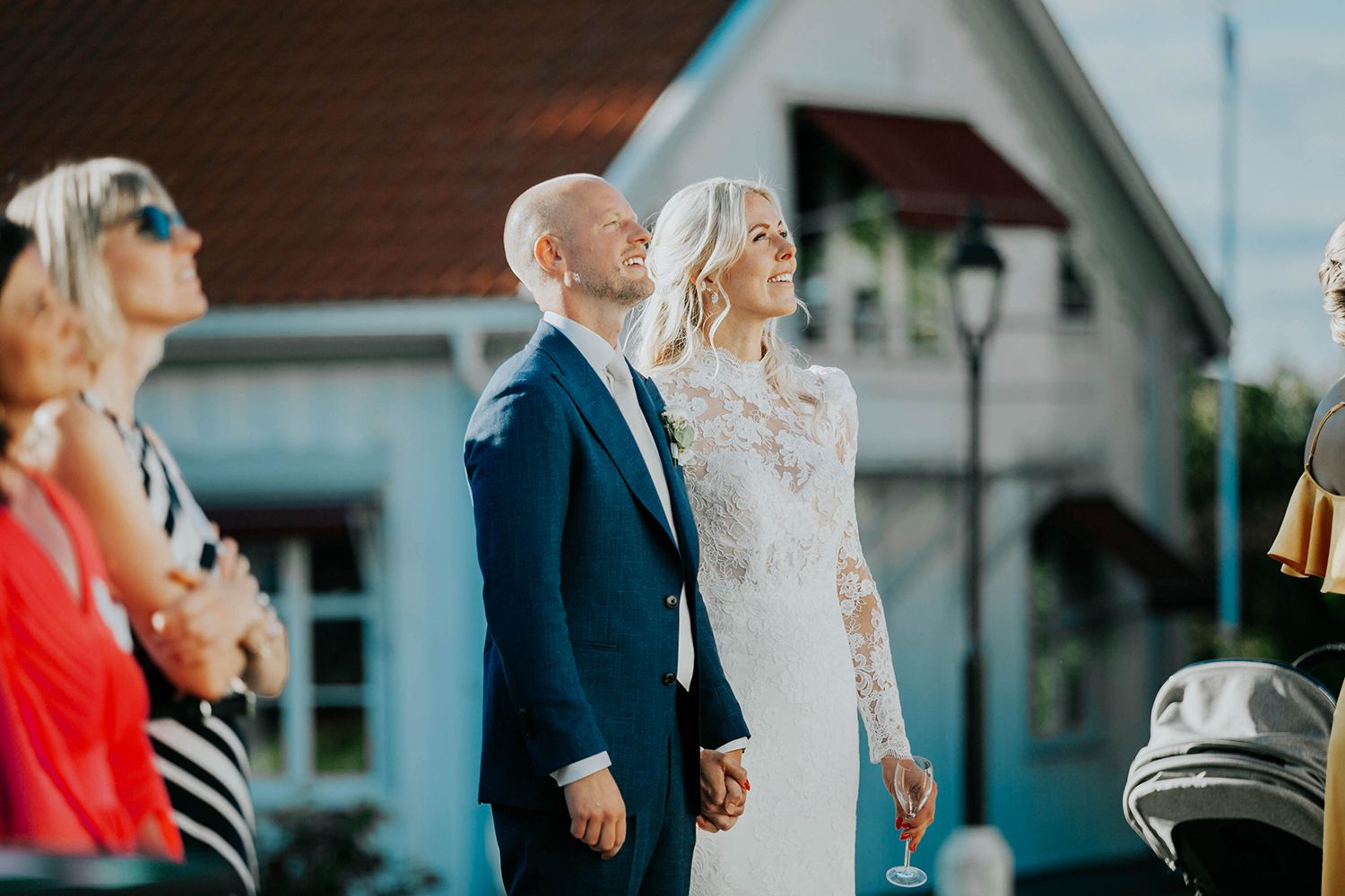 Bröllop på Dömle Herrgård. Sommarbröllop Louise och Viktor. Fotograf Rebecca Nordin, Karlstad.
