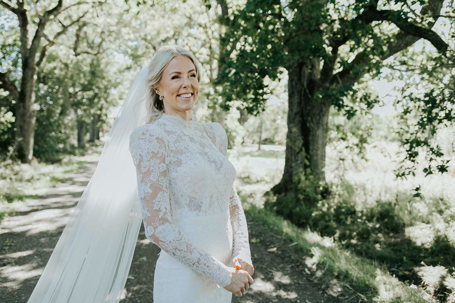 Bröllop på Dömle Herrgård. Sommarbröllop Louise och Viktor. bröllopsfotograf Rebecca Nordin, Karlstad.