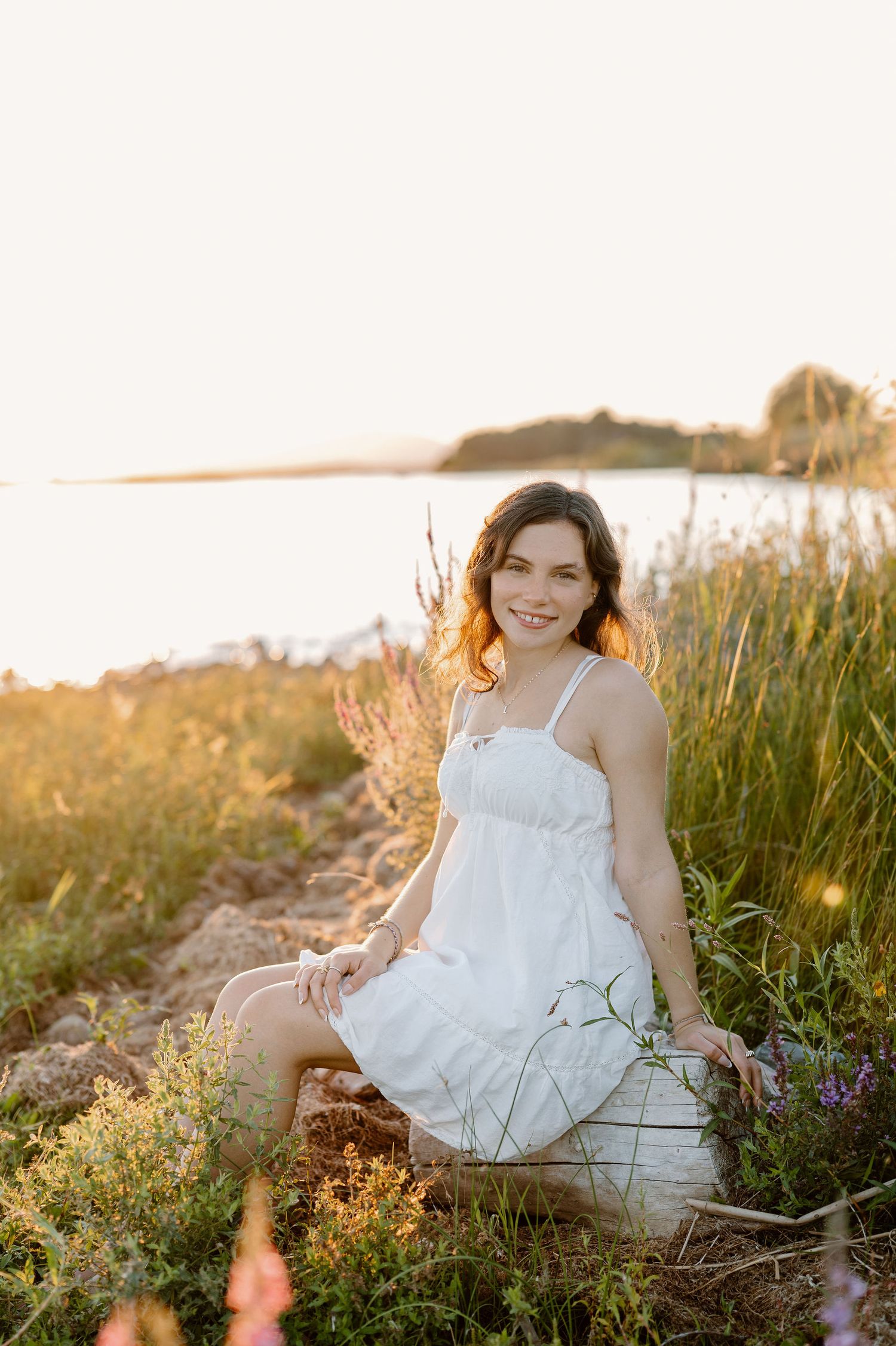 Wildflower senior photos in Tri-Cities, WA
