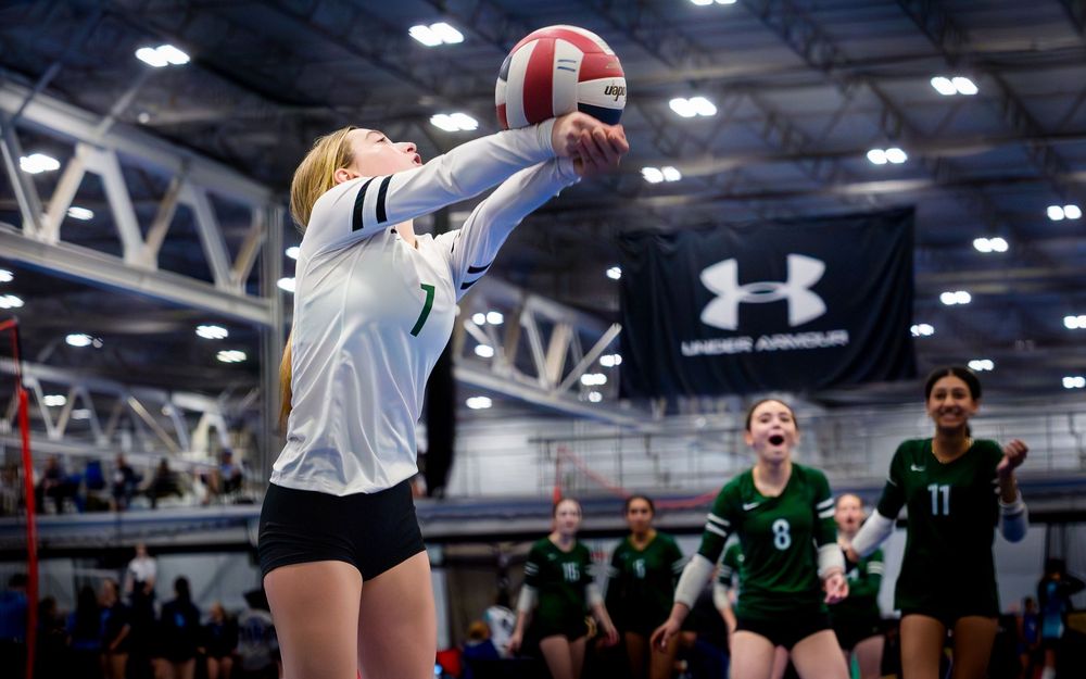Asphalt Green VB Club player sets the ball at May Madness tournament, Spooky Nook by Deanna Fox, SportsFox Photography based in Hershey PA