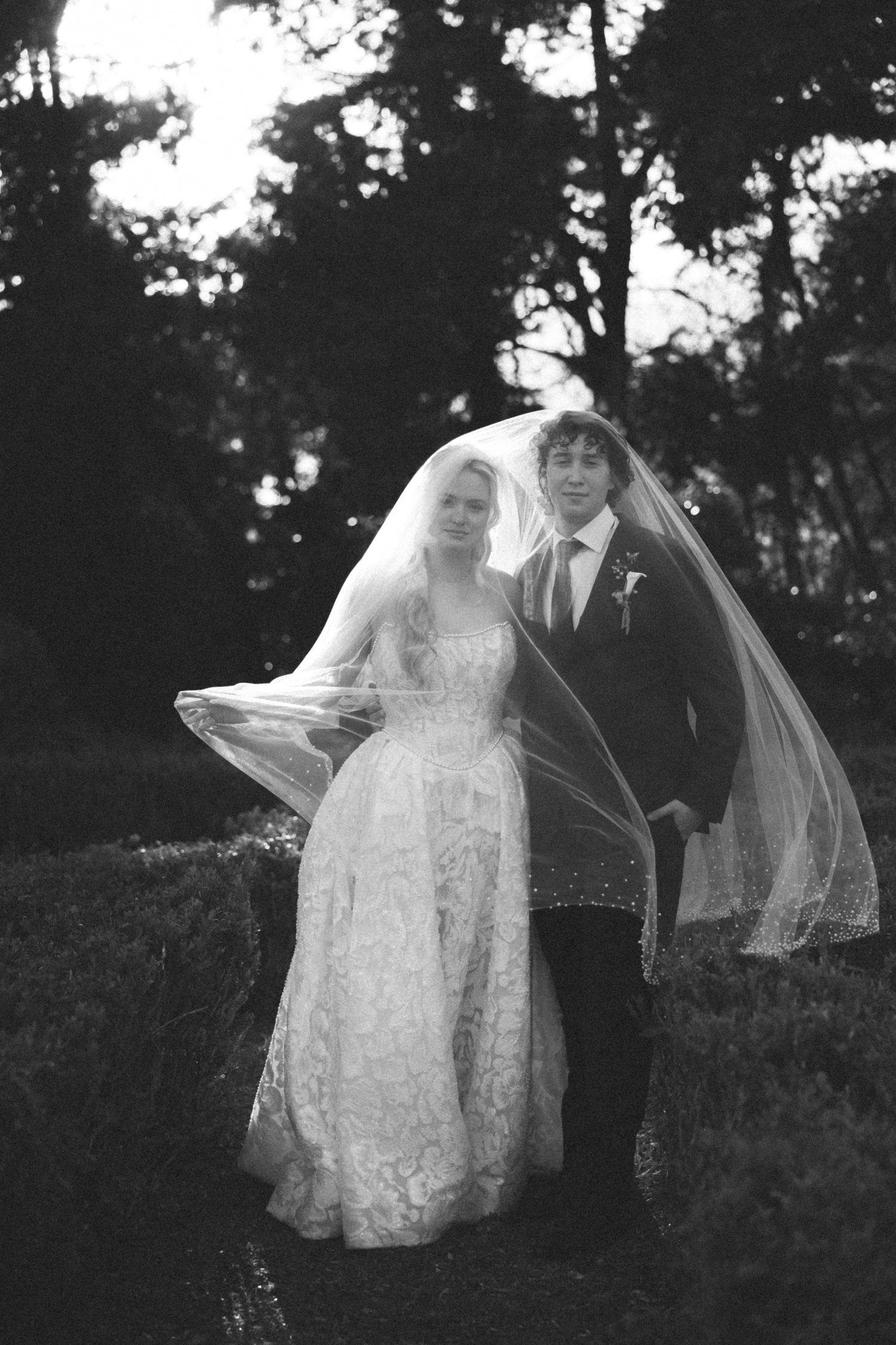 Editorial wedding couple portraits at a Portugal wedding villa