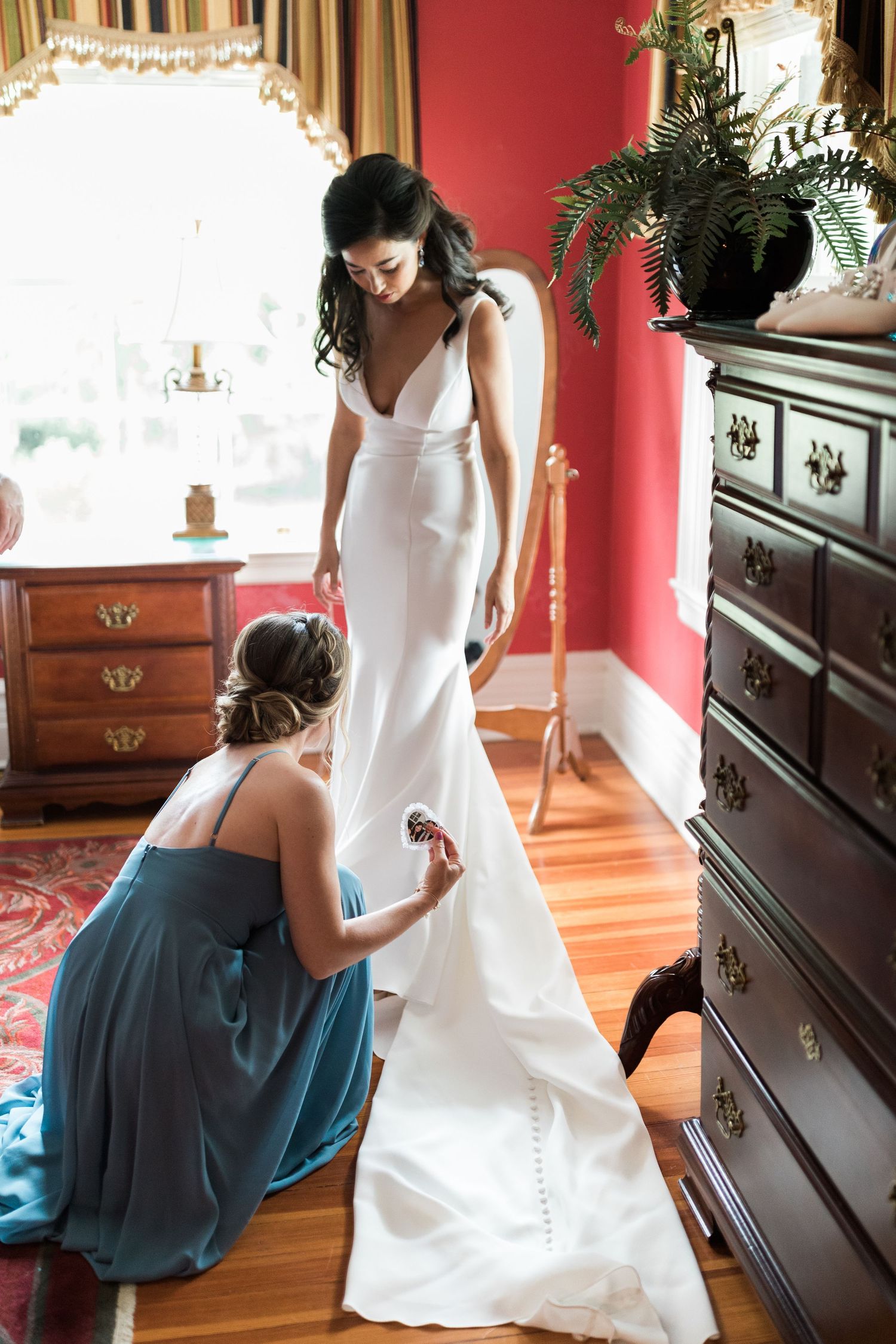 Rosemont Manor | Berryville, Virginia Wedding | Carly Arnwine Photography | Forcier Films | Flowers Unlimited | Celebrations Catering